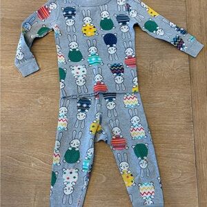 Hanna Andersson Gray Bunny Pajamas 2T